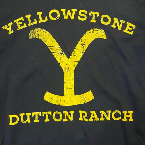 Yellowstone Adult SM Yellowstone Dutton Ranch Graphic T-shirt - Picture 2 of 4